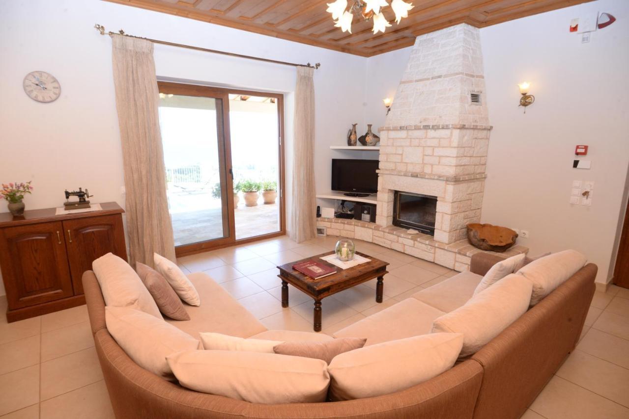 Villa Melanthi Kassiopi Corfu المظهر الخارجي الصورة