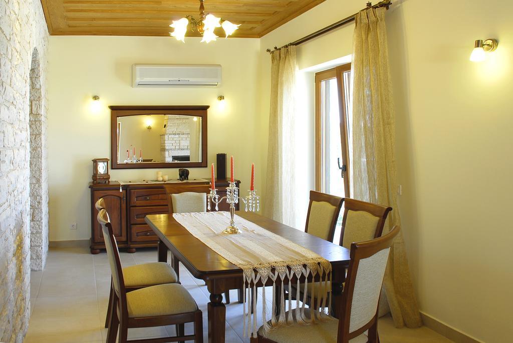 Villa Melanthi Kassiopi Corfu المظهر الخارجي الصورة